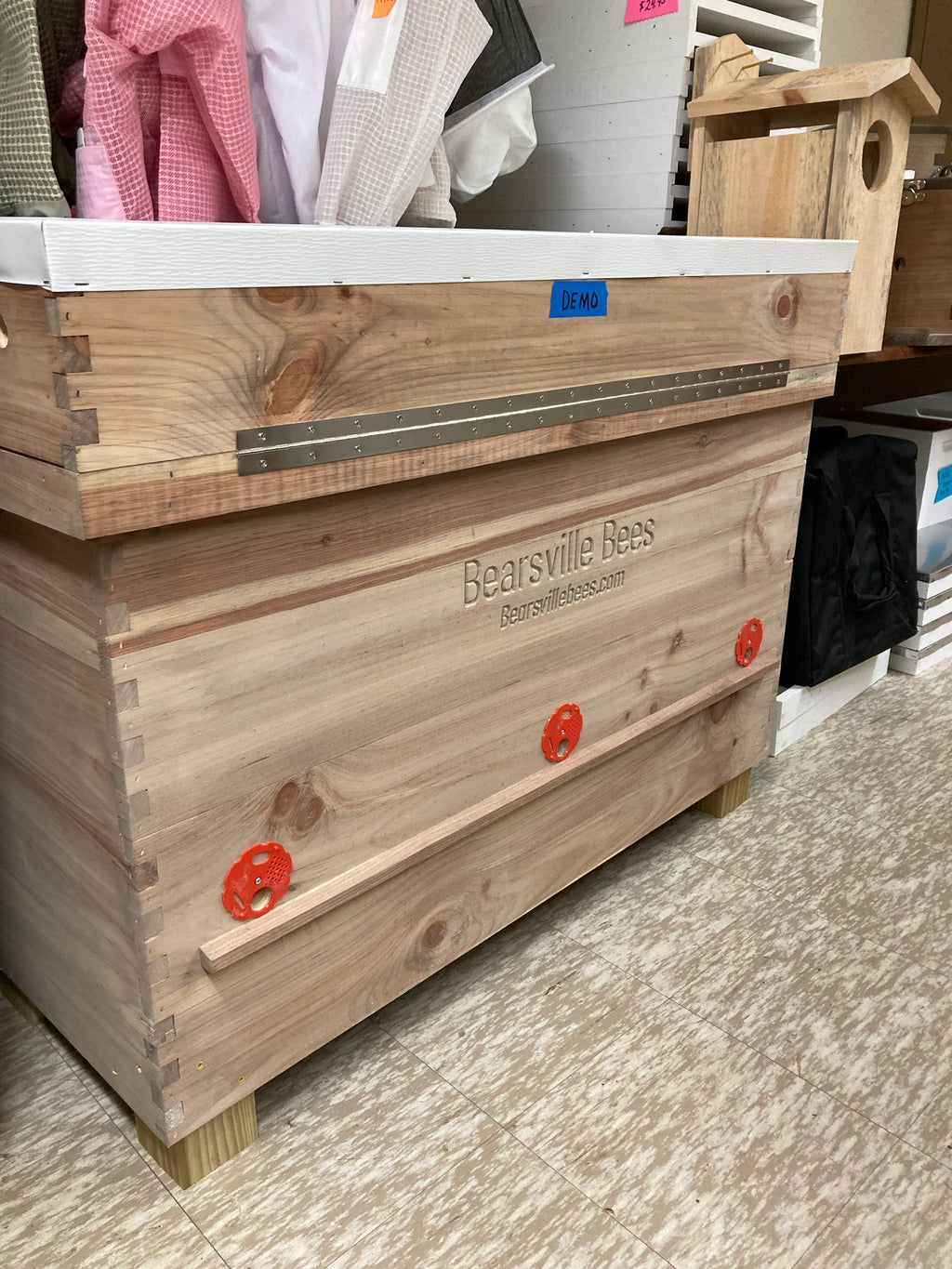 Z - BB - Layens 25 Frame Hive - Foundation image