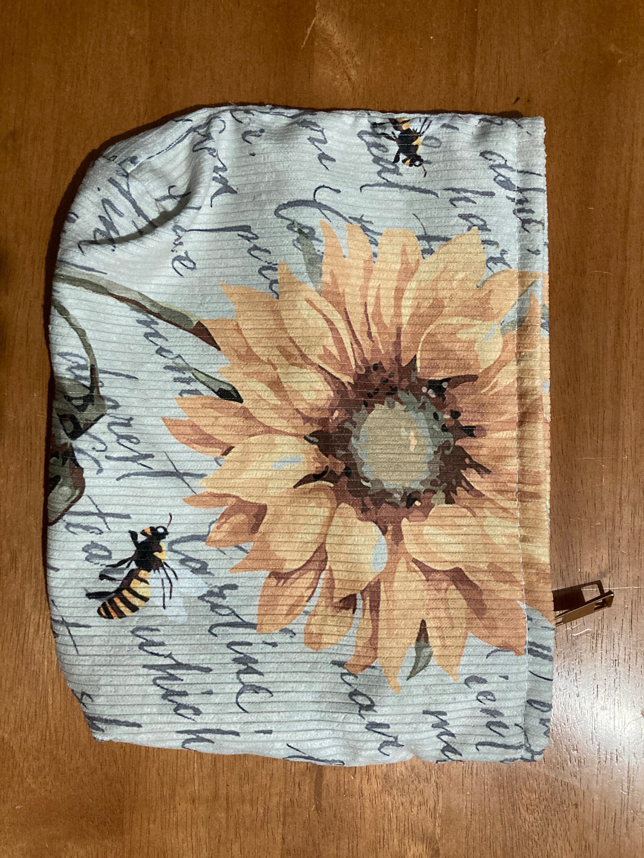 Bee Zipper Pouch image 0