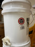 Honey pail with lid and honey gate; image 0