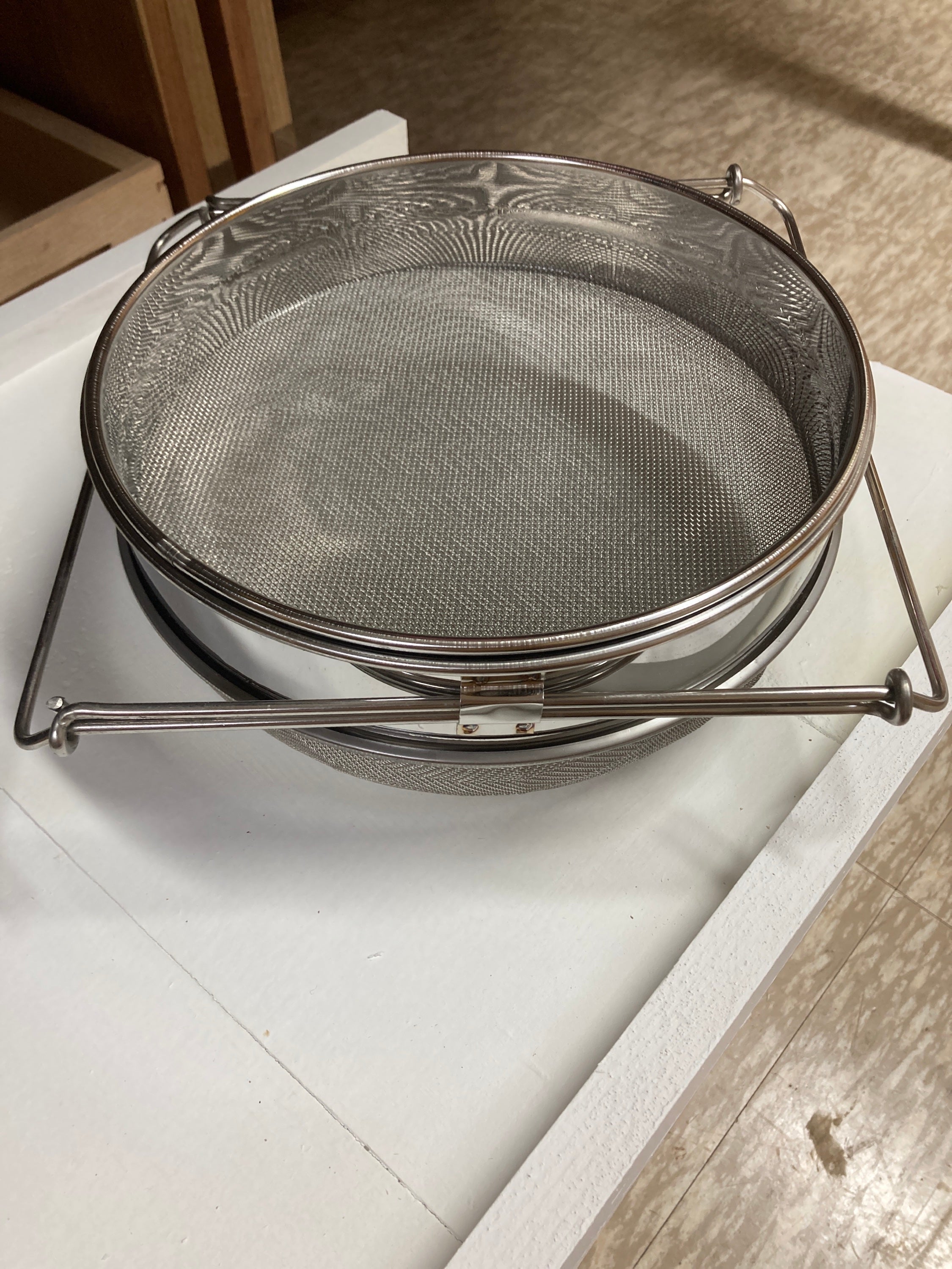 Double strainer image 1